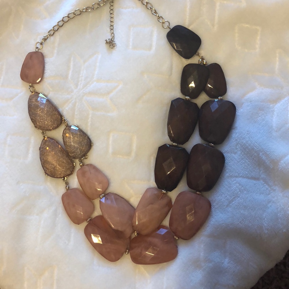 Statement necklace